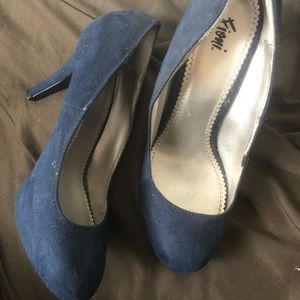 Fioni Navy Blue Heels